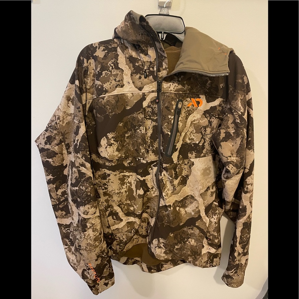 First lite catalyst jacket